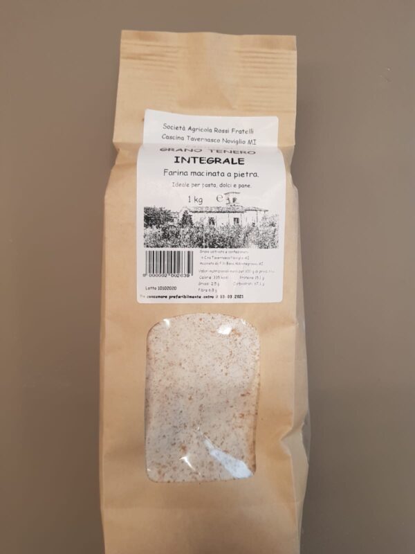 Farina Integrale macinata a pietra proveniente da Cascina Tavernasco Noviglio (italia)  1kg
